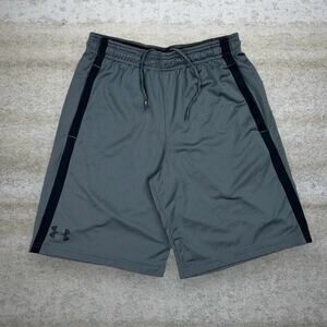 Vintage Y2K Under Armour Shorts Mens M Grey  Loose Fit Black Logo 9" Inseam